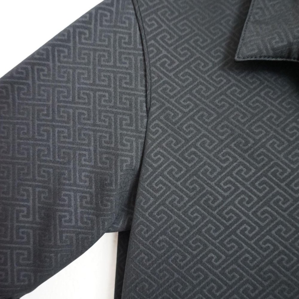 Vintage geometric print front zip polo tshirt - Picture 3 of 6